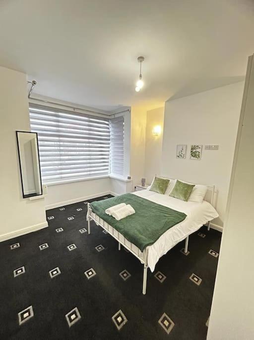 Lovely 5Br Home In Manchester. Close To The City Exterior foto